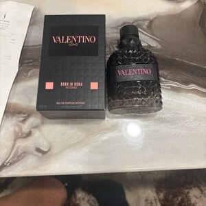 Valentino Uomo Intense Black and Pink Eau de Parfum